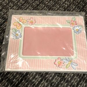 Girls 4x6 frame. Pink with flowers and butterflies